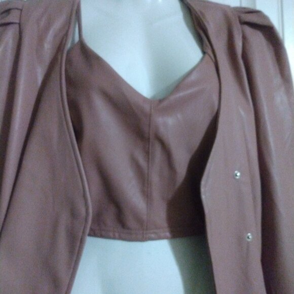 Brand New Women's Two Piece Jacket set - Picture 2 of 3
